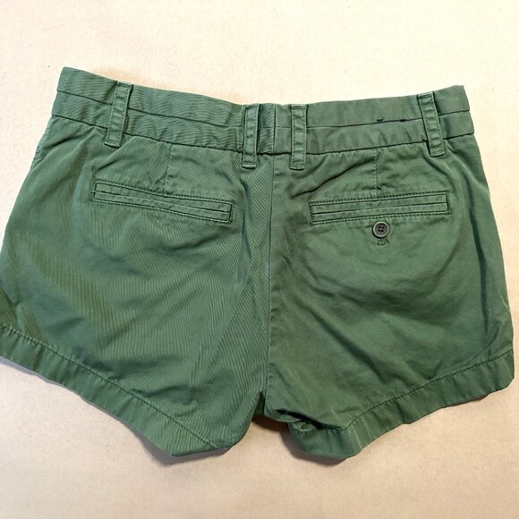 NWOT J. Crew Green Chino Shorts - Size 4 - Picture 2 of 3